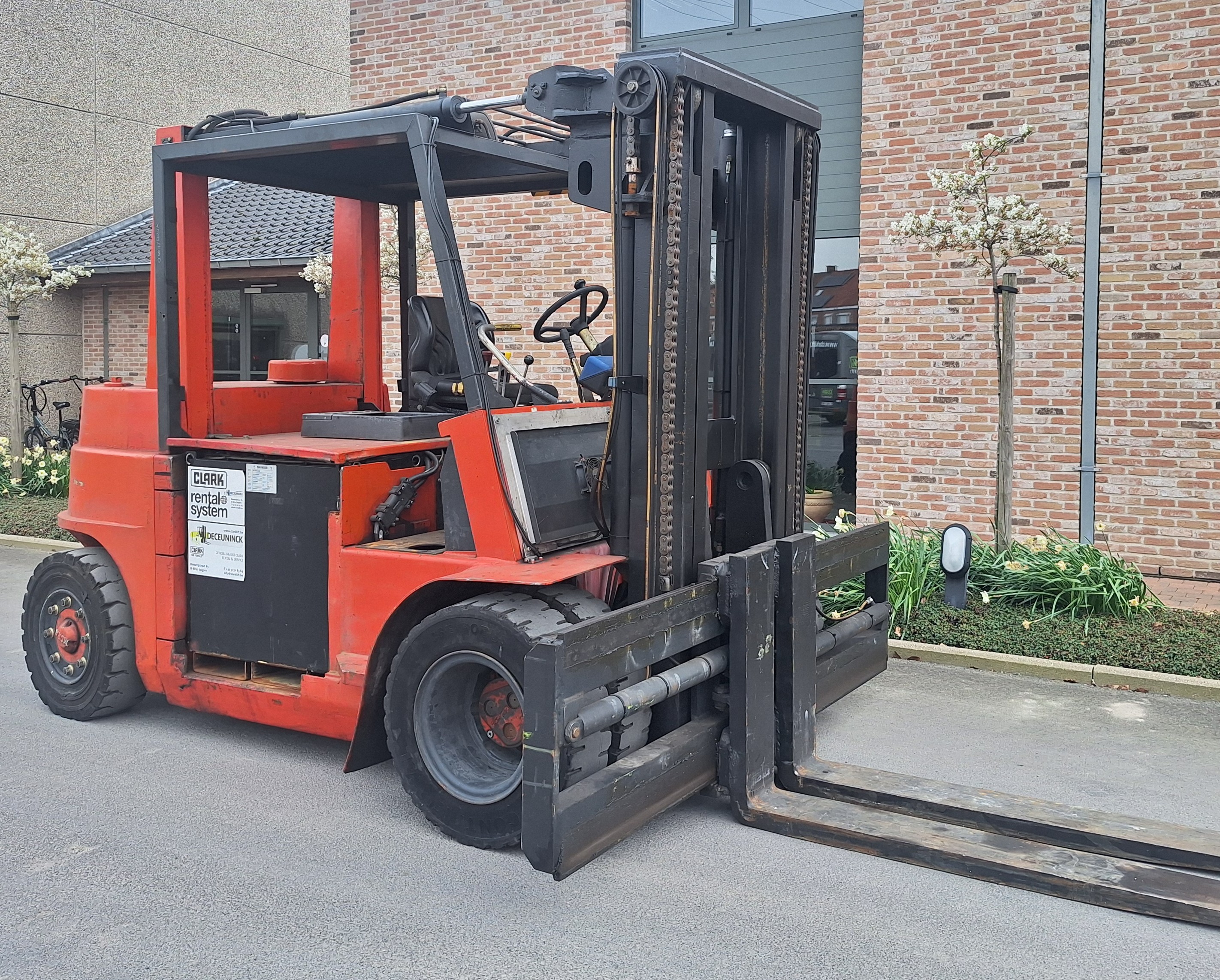 Chariot élévateur électrique d'occasion Mora EP80R ref.139780