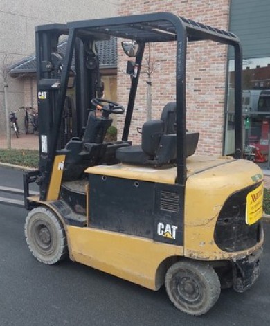 CATERPILLAR EP25KPAC